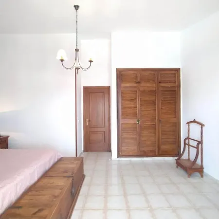 Los Halcones Holiday home