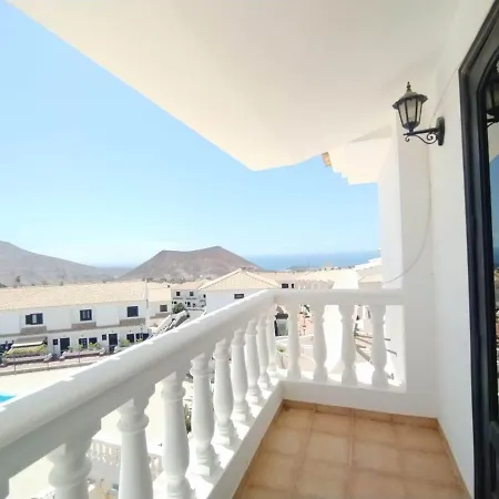 Los Halcones Holiday home *